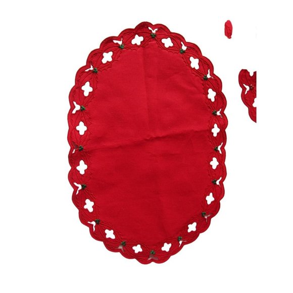 Vintage Embroidered Cutwork Holly Red Christmas Placemats A Set of Four EUC - Picture 10 of 11